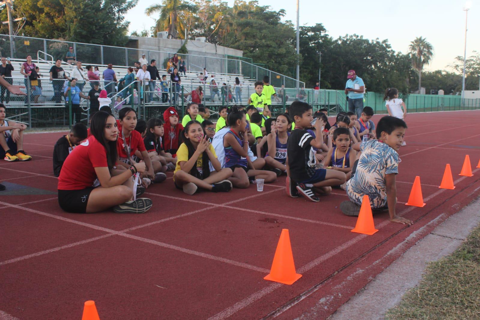 $!Festeja Club Dragones su Séptimo Aniversario con un festival atlético