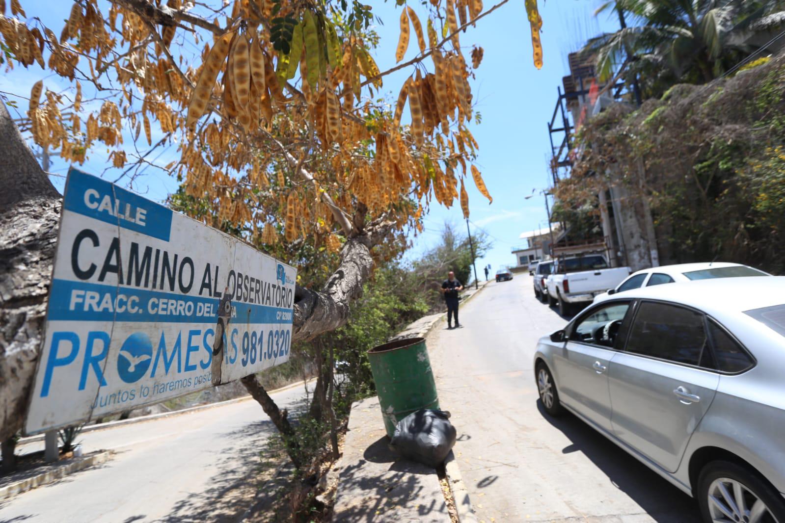 $!Colonos del Cerro del Vigía detallan irregularidades en construcción de edificio de 9 niveles