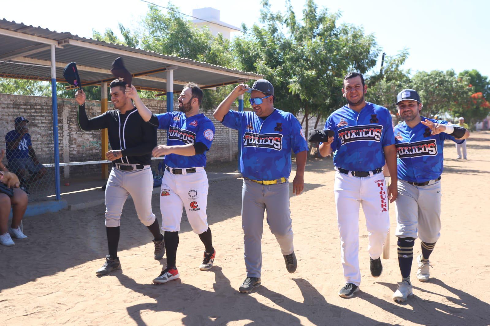 $!Cantan playball en Liga de Beisbol Sabatina, en Club Polluelos