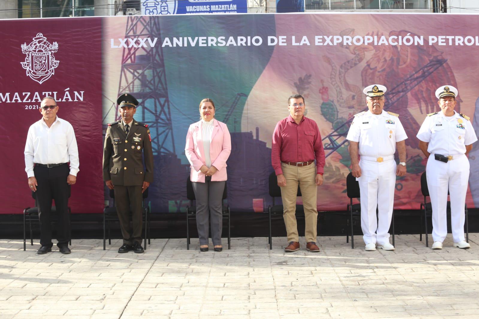 $!Conmemoran en Mazatlán el 85 aniversario de la Expropiación Petrolera