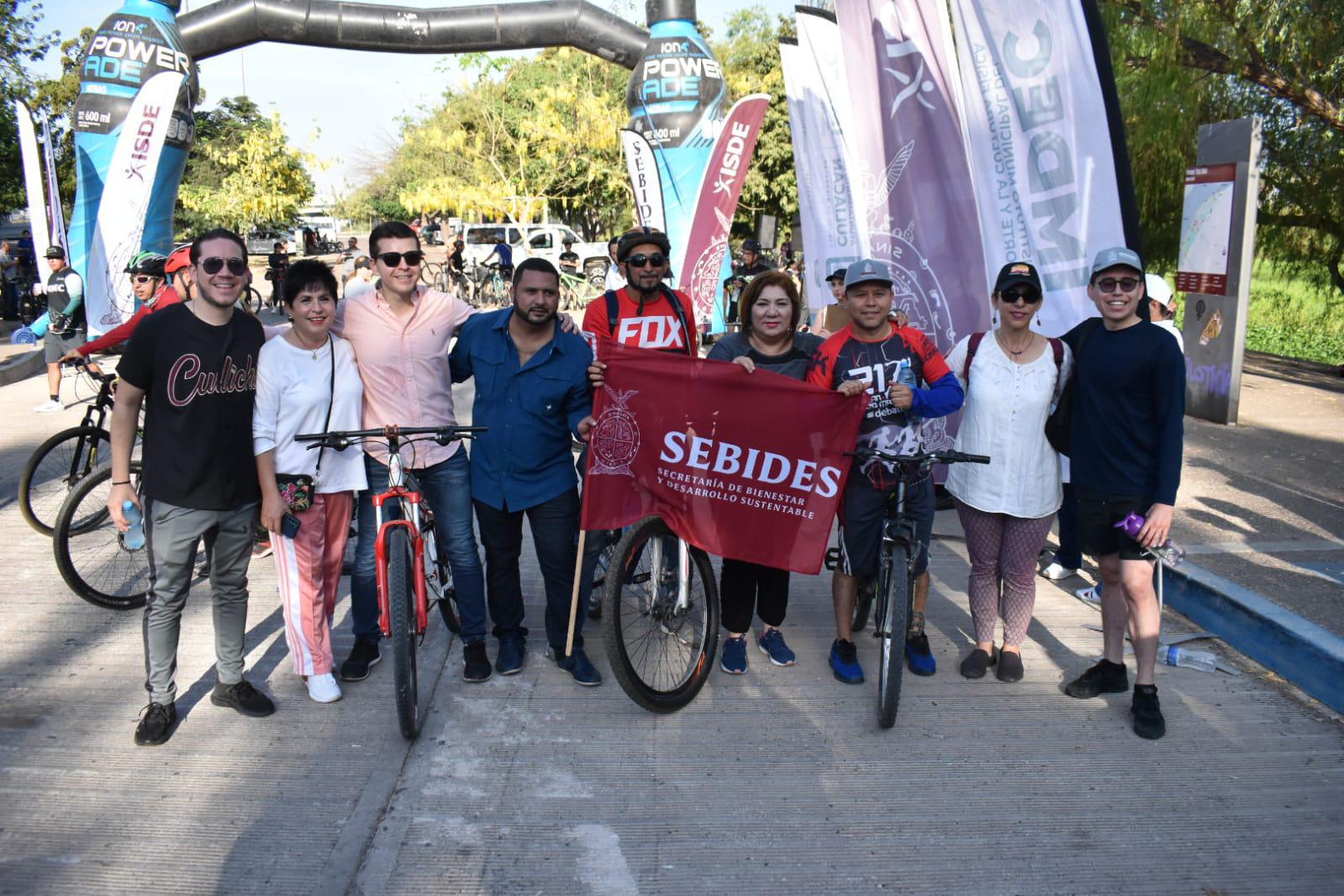 $!Concientizan con rodada en Culiacán por el Día Mundial de la Bicicleta