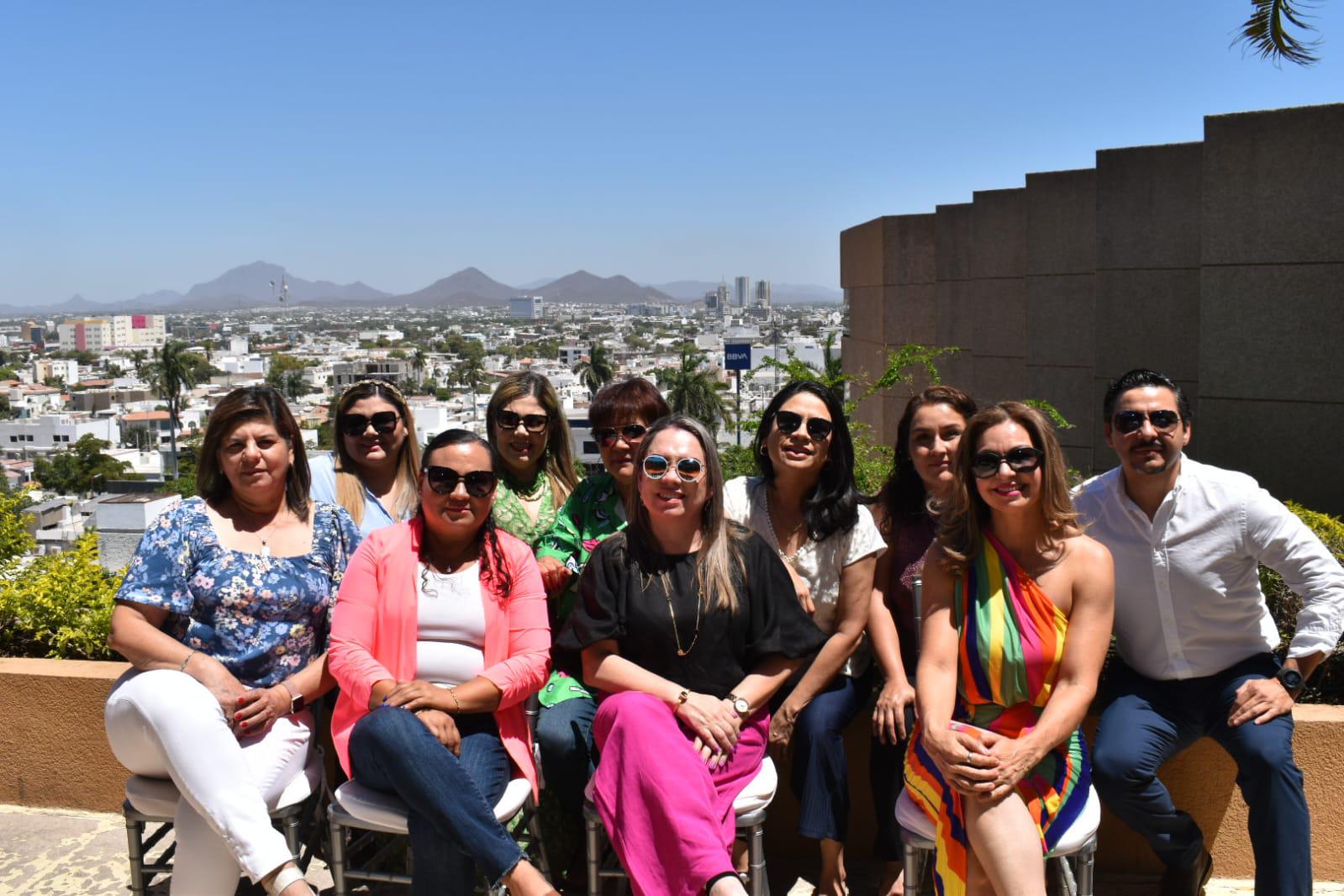 $!Las festejadas disfrutaron de la convivencia en la terraza del Hotel San Luis.