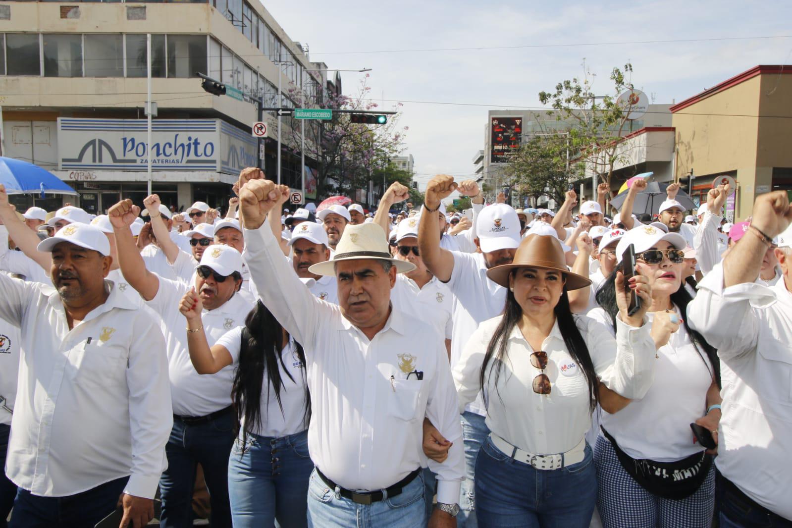 $!Rector evade hablar de corrupción dentro de UAS, pero ataca a medios