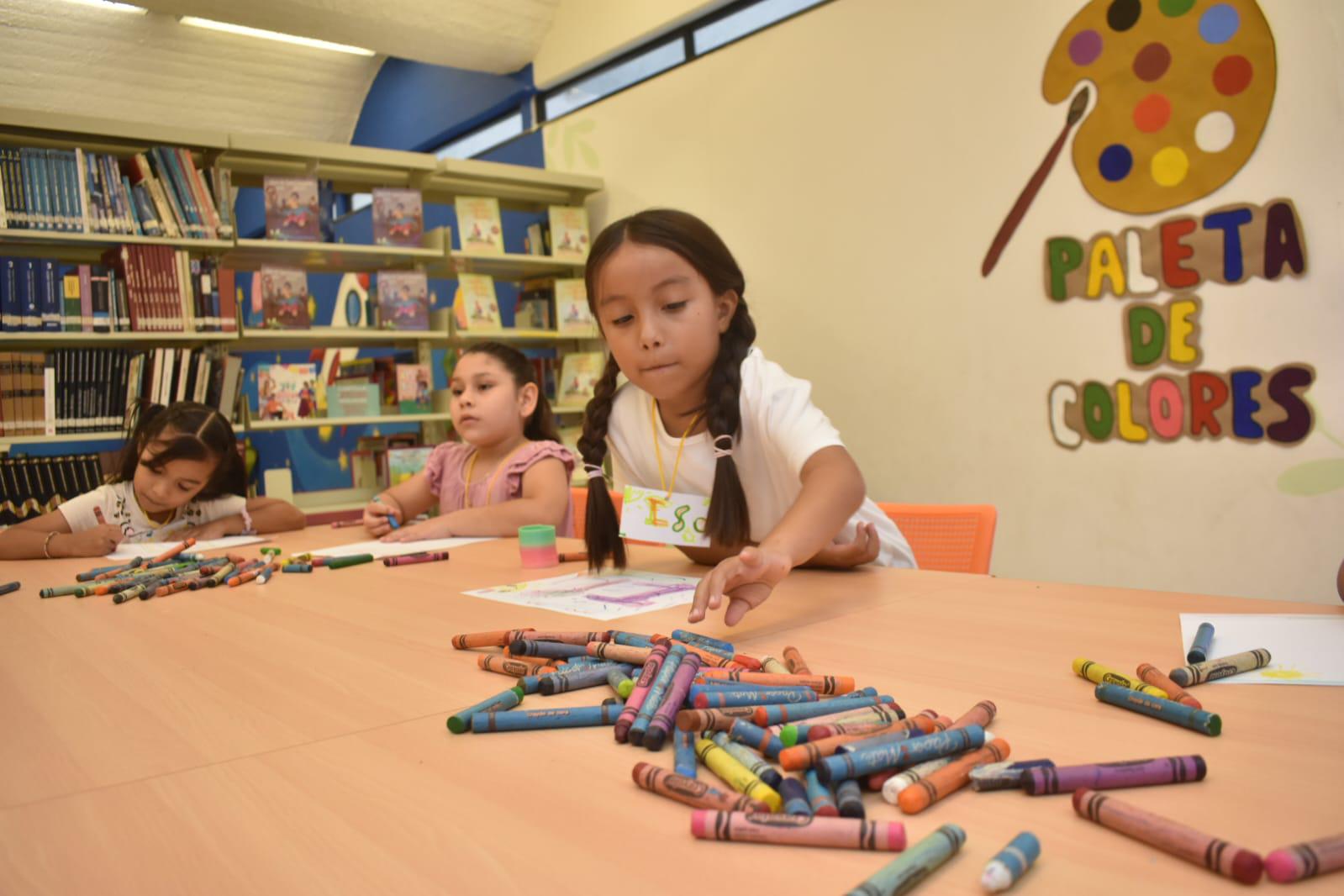 $!Gran inicio del taller de verano ‘Paleta de colores’