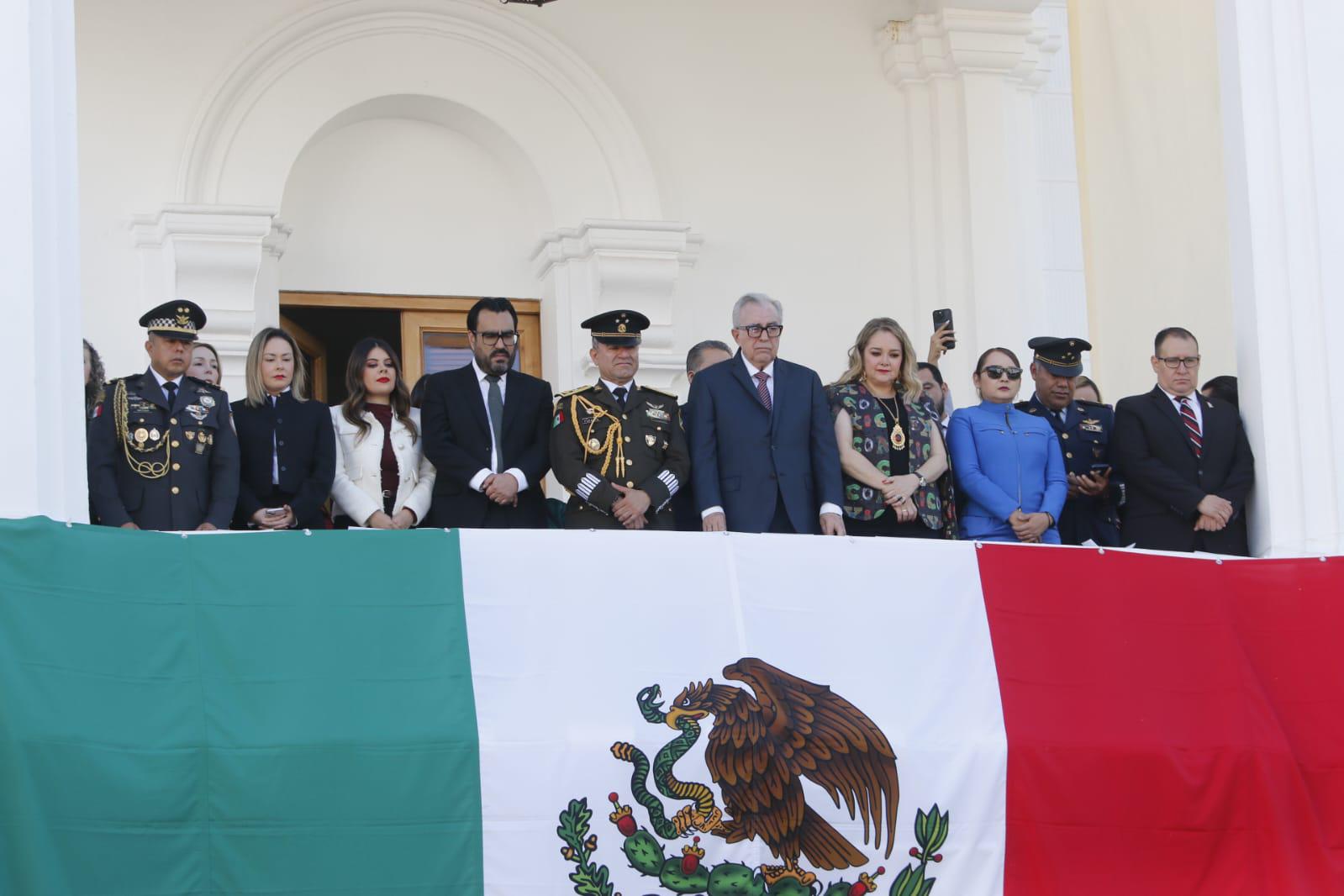 $!Charros, militares, adelitas y deportistas desfilan en conmemoración de la Revolución Mexicana, en Culiacán