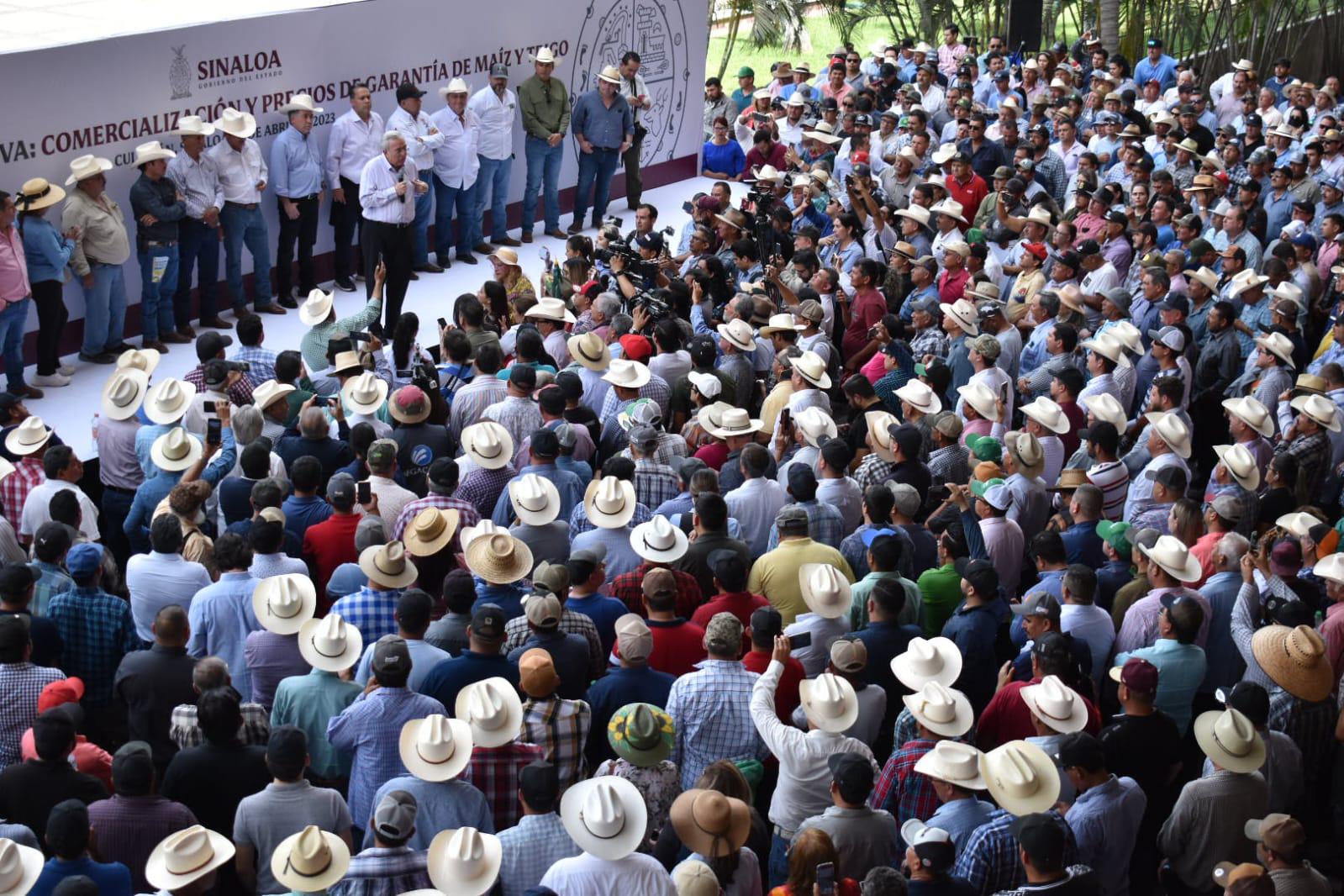 $!Productores agrícolas de Sinaloa hacen oír sus reclamos en Culiacán