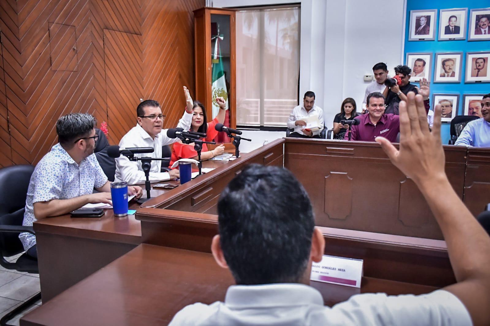 $!Aprueban en Mazatlán conformación del primer Cabildo Juvenil