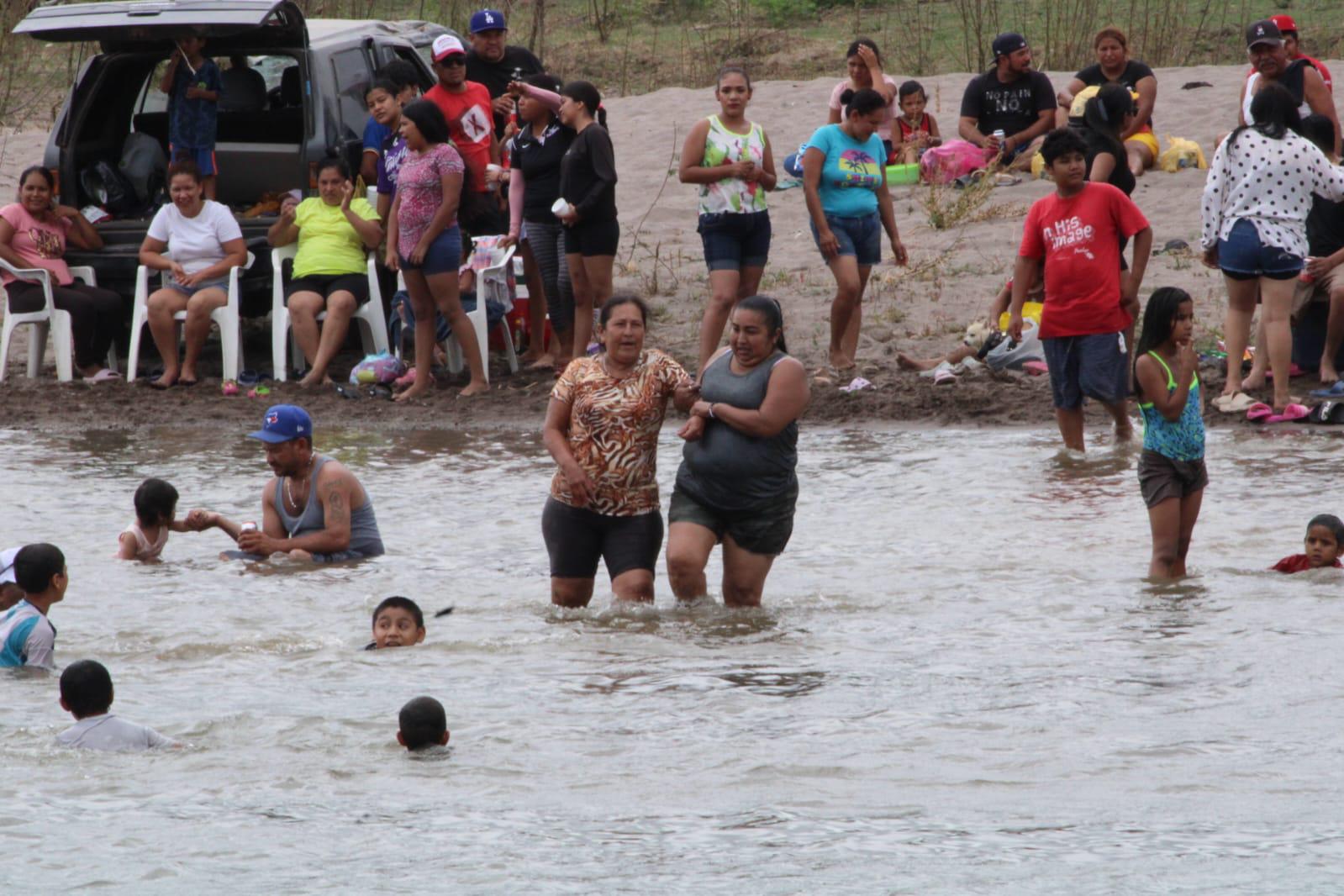 $!En Matatán, Rosario, cumplen 322 años de realizar el baño de San Juan