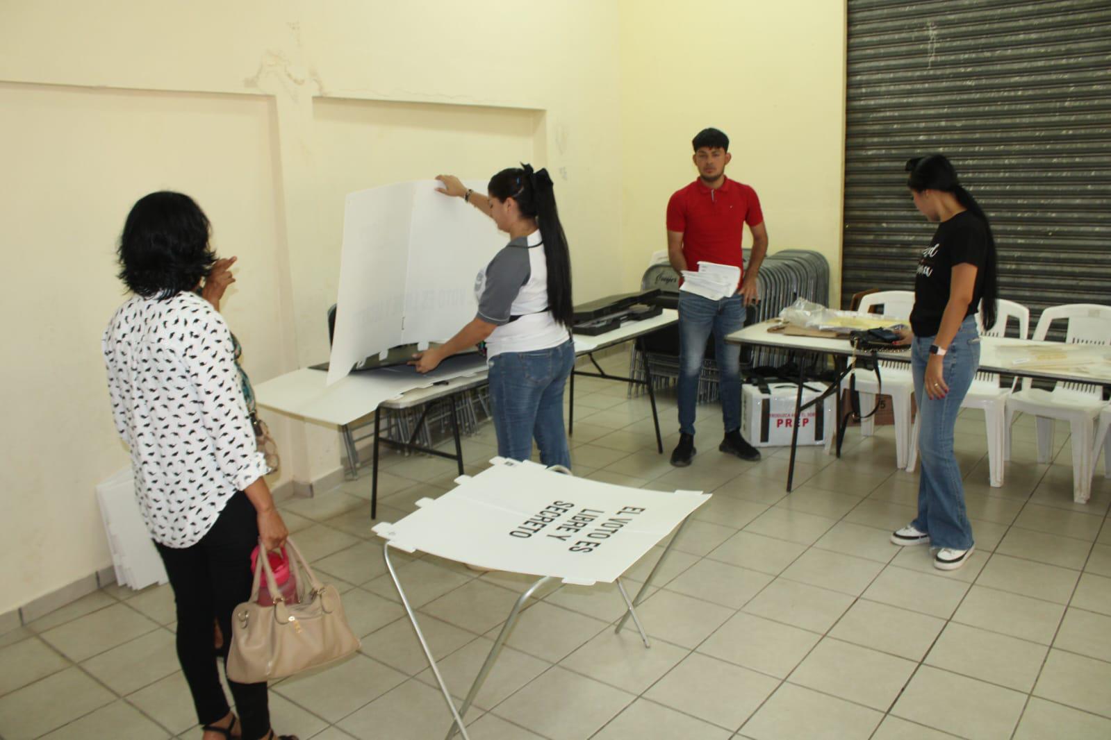 $!Presidentes de casillas aseguran tener buenas expectativas de participación en Rosario