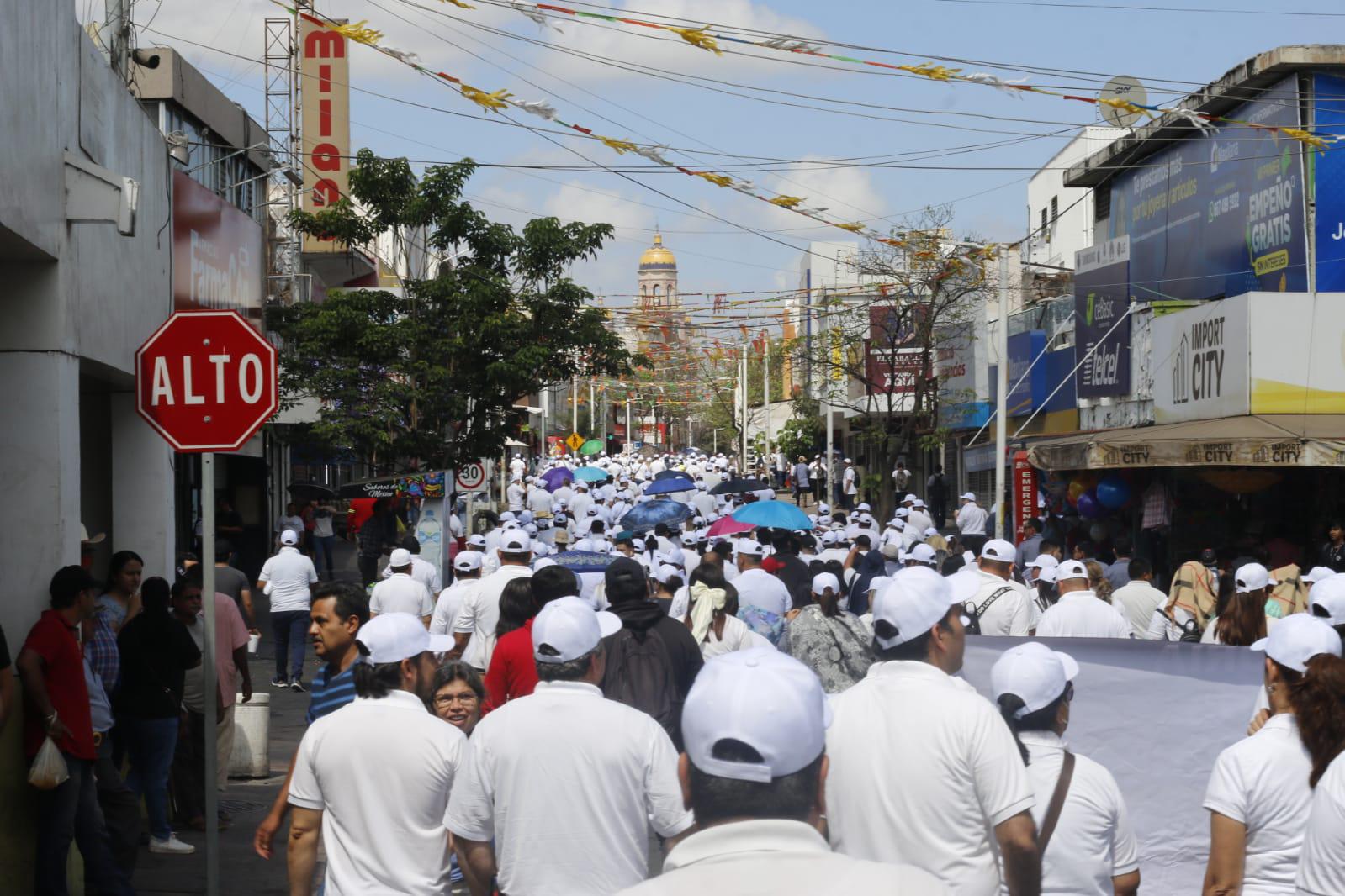 $!Tras la marcha del Día del Trabajo, vendrán mayores, advierte Rector de la UAS