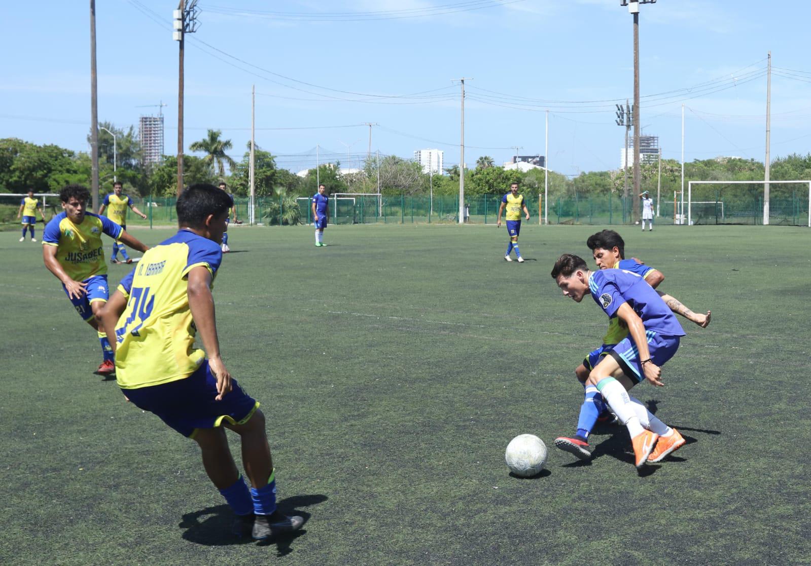 $!Boys de Villa Unión pega primero en los cuartos de final de la Primera Fuerza