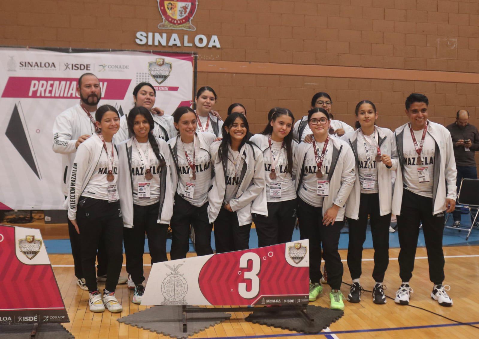 $!Mazatlán se viste de oro en el estatal de basquetbol