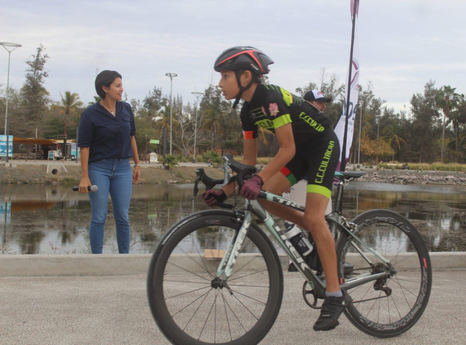 $!Pedalistas de Sinaloa participan en Serial Infantil de Ruta