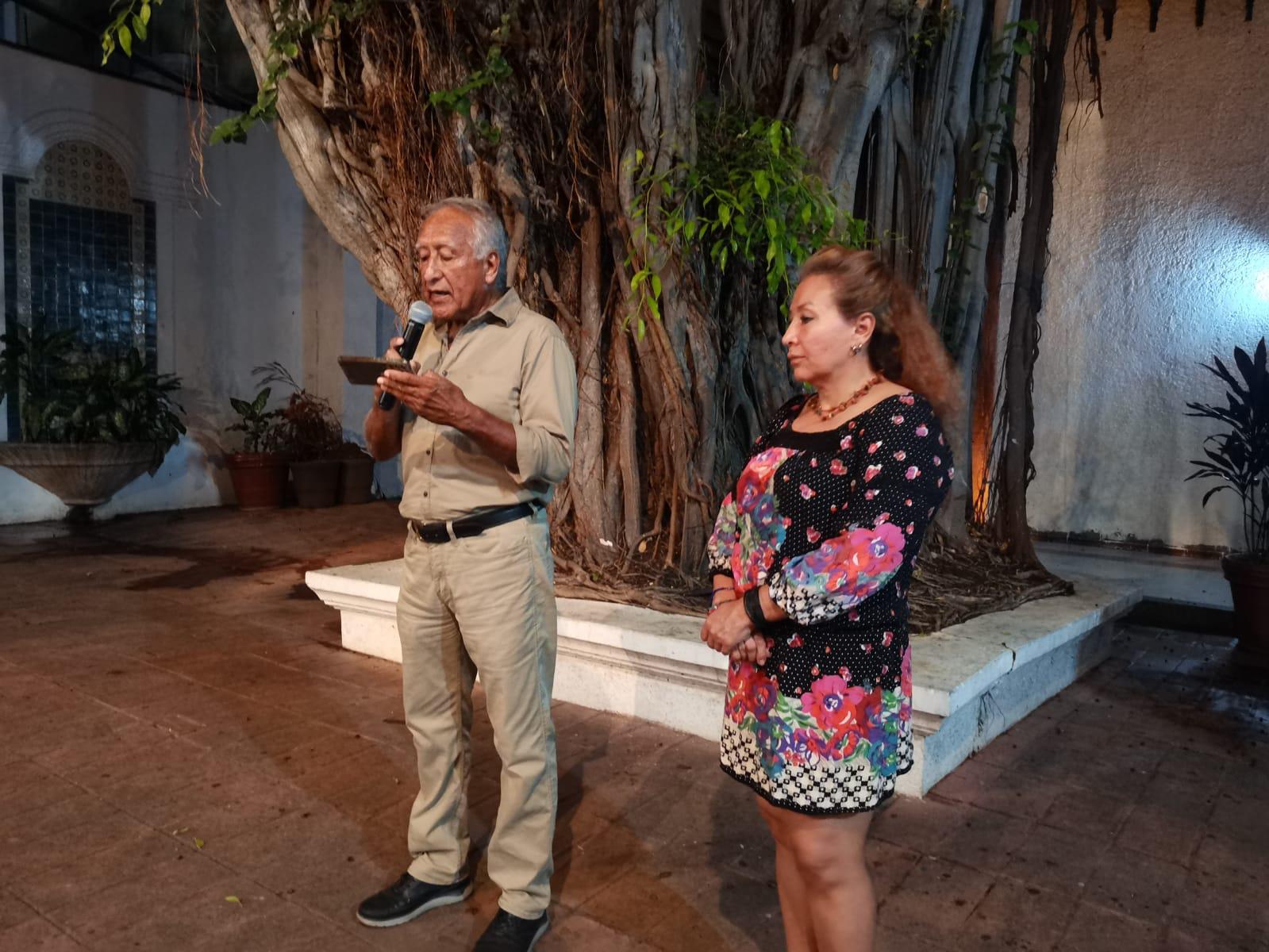 $!Miguel Ángel Ramírez Jardines, director del Museo de Arte de Mazatlán, explica brevemente el objetivo de la exposición.