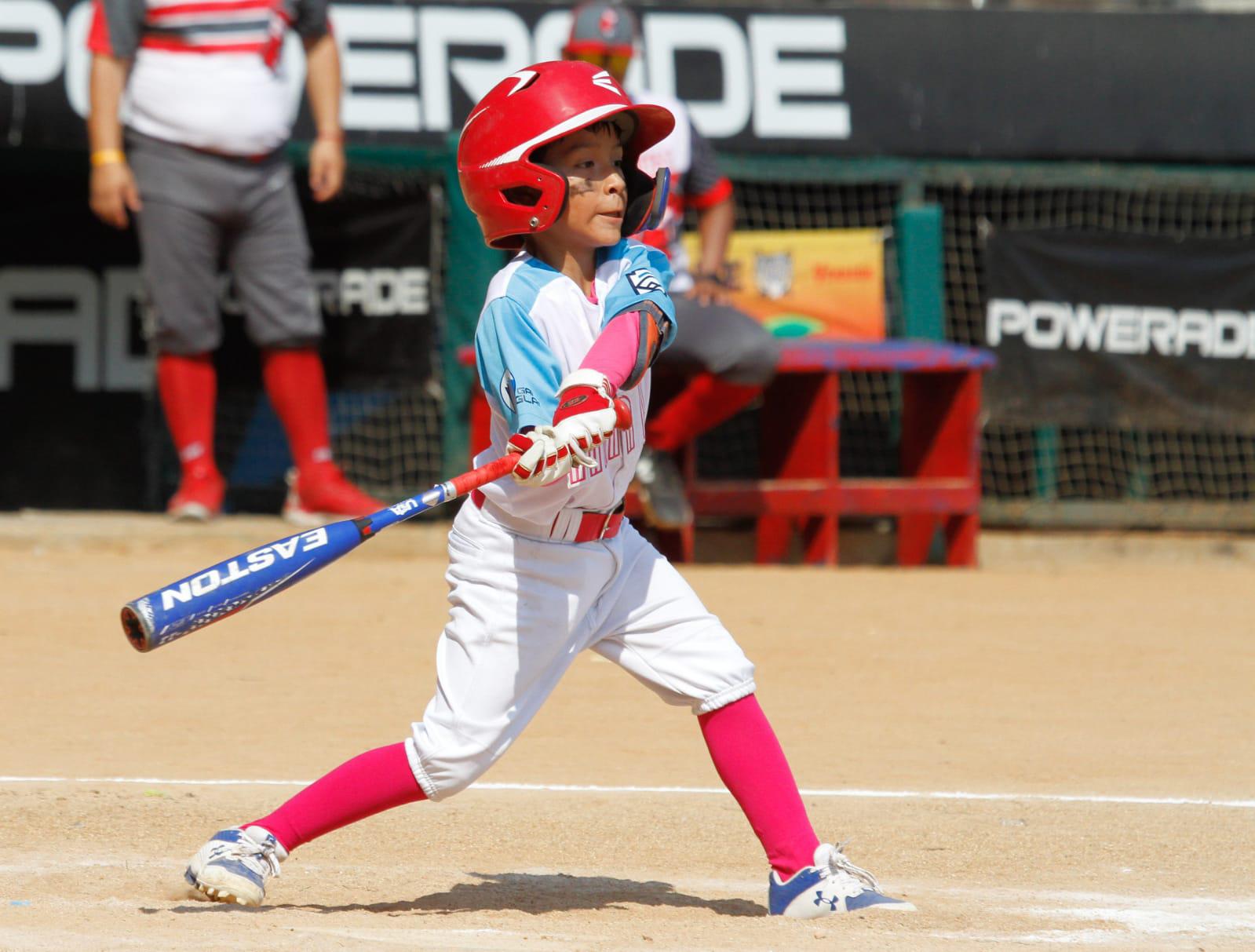 $!Panteras desgarran a Medias Rotas en el Mazatlán Baseball Tournament