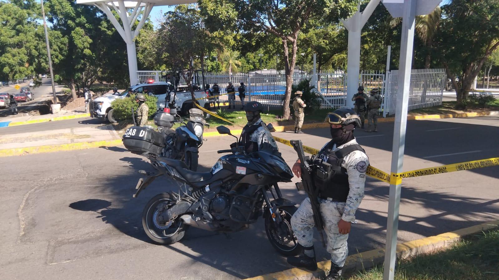 $!Dejan hielera con mensaje en el Parque 87 en Culiacán