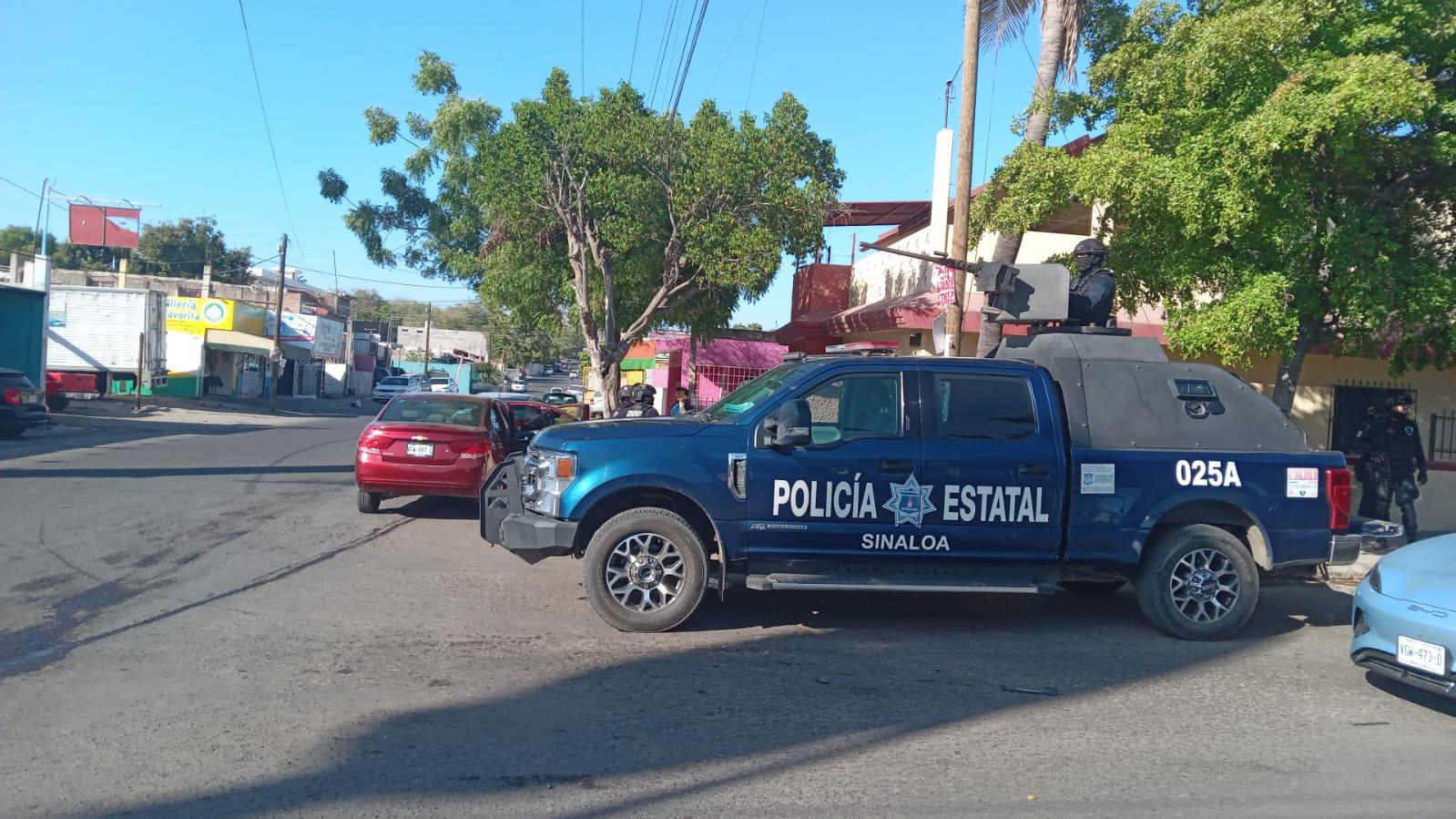 $!Involucra accidente a una patrulla de la Policía Estatal en la colonia Libertad