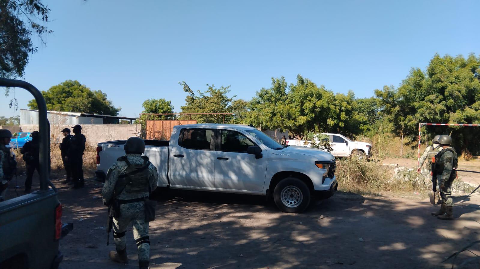 $!FGR realiza operativo en campestre del fraccionamiento Valle Alto, en Culiacán