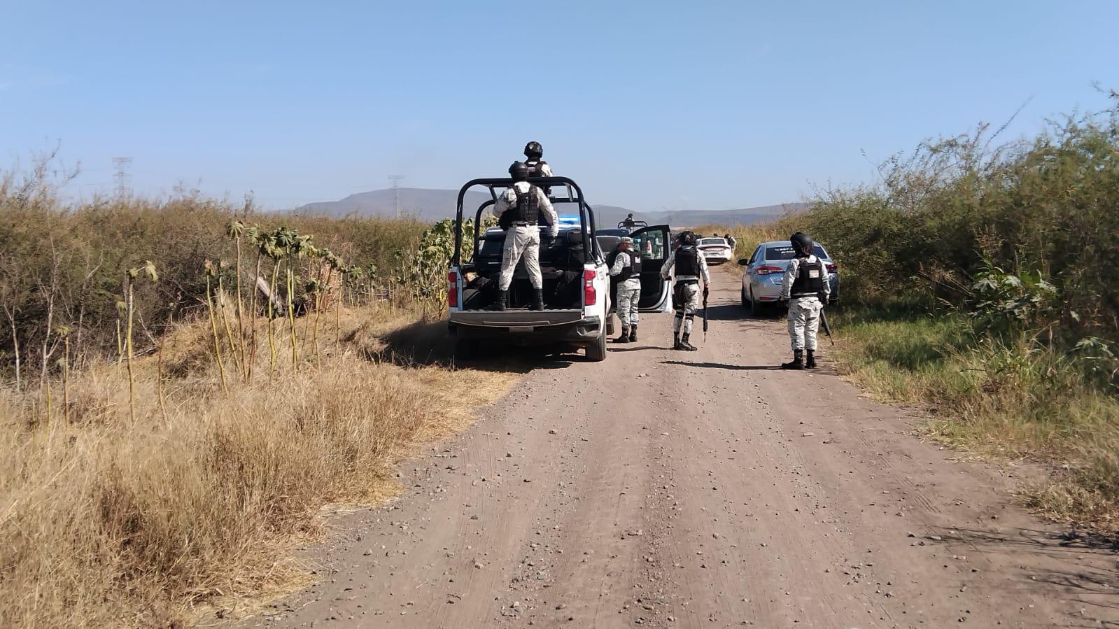 $!Hallan el cuerpo de un hombre asesinado cerca de la carretera La 20, al sur de Culiacán