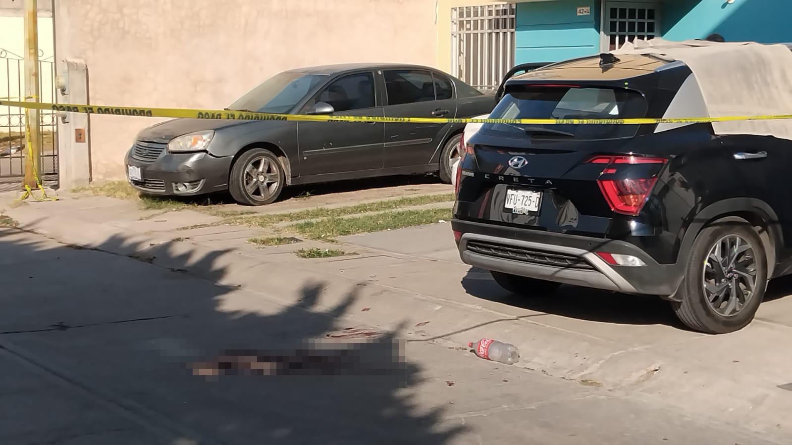 $!Asesinan a balazos a un hombre dentro de su vehículo en Zona Dorada, Culiacán