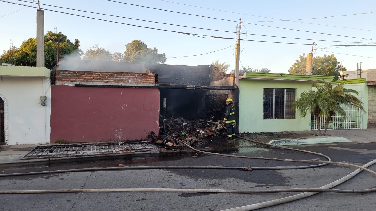 $!Se incendia casa en Juntas del Humaya, en Culiacán