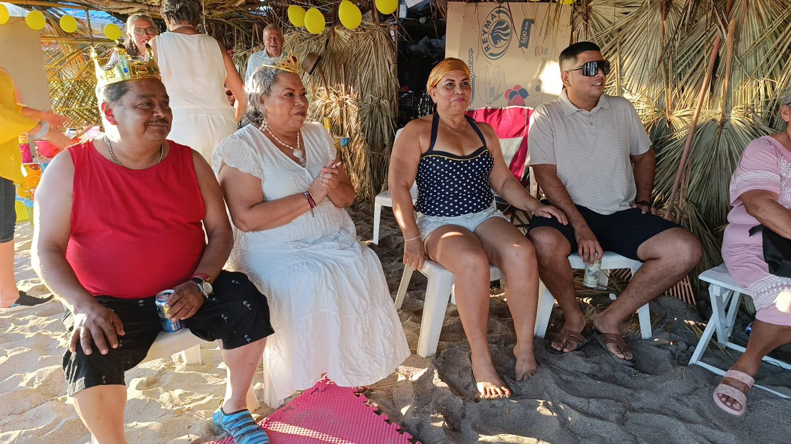 $!¡Con todo y coronación! Los Zamora Robles arman su propia fiesta en Las Cabras