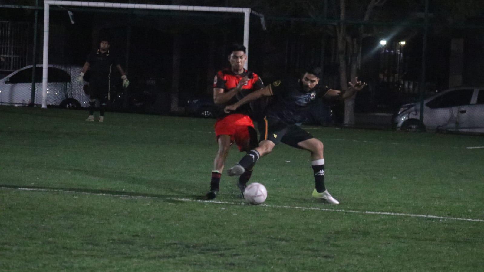 $!Echeverría Romay es tricampeón en la Liga de Futbol Esmeralda