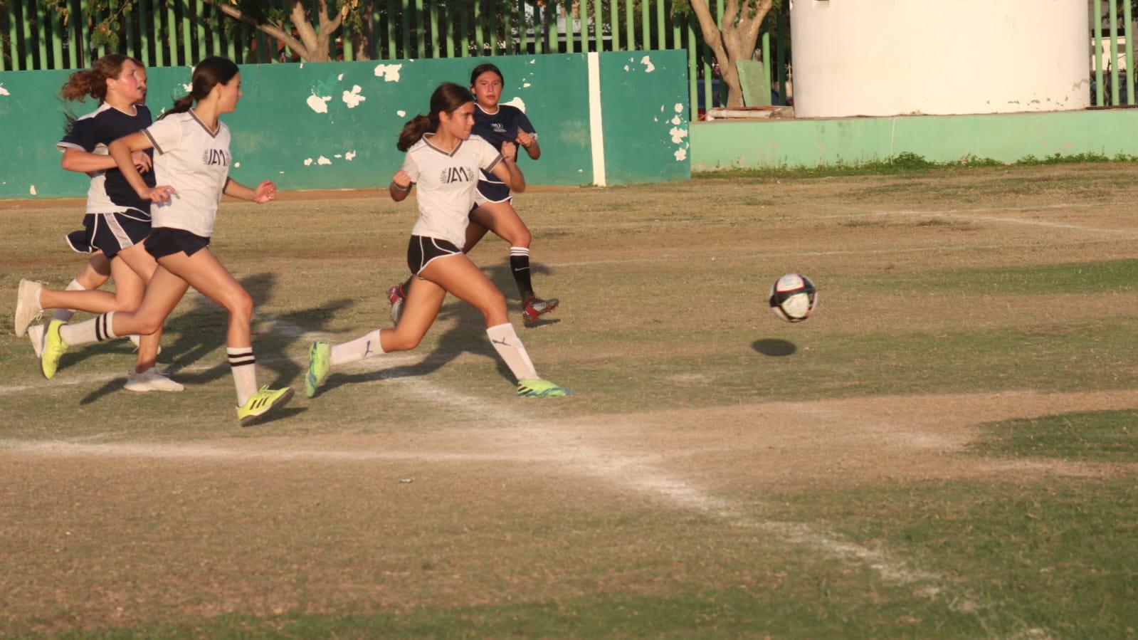 $!Anglo y Federal 5 disputarán final femenil de Olimpiada Estudiantil