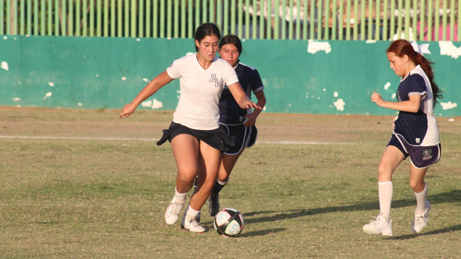 $!Anglo y Federal 5 disputarán final femenil de Olimpiada Estudiantil