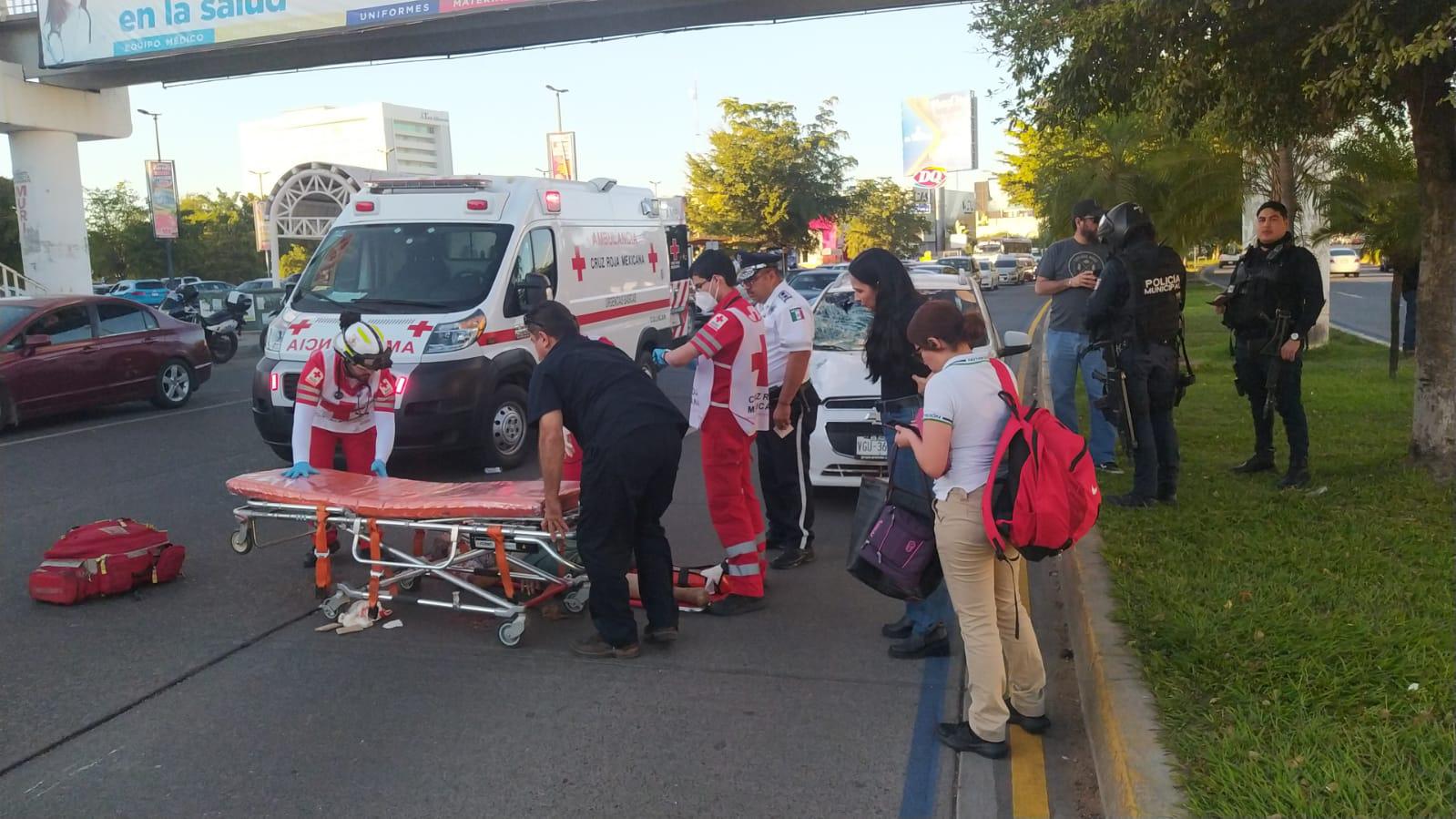 $!Atropellan a mujer mayor en el Tres Ríos en Culiacán