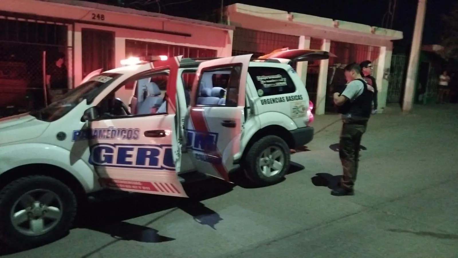 $!Muere mujer tras ataque con arma de fuego e incendio en domicilio de la Renato Vega, en Culiacán