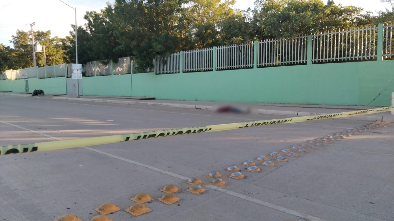 $!Asesinan a joven frente a una escuela en la colonia Emiliano Zapata, en Culiacán