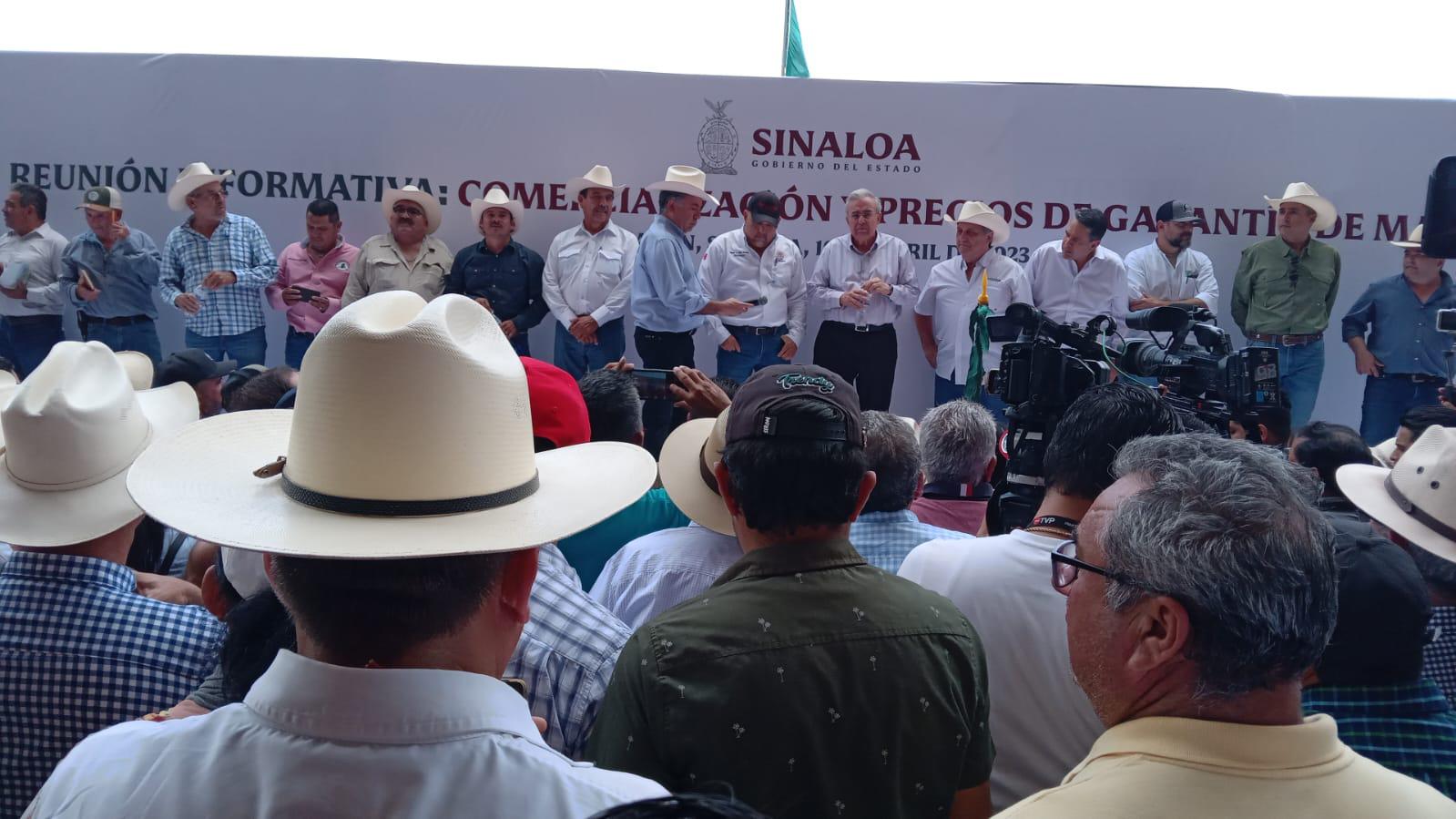 $!Productores agrícolas de Sinaloa hacen oír sus reclamos en Culiacán