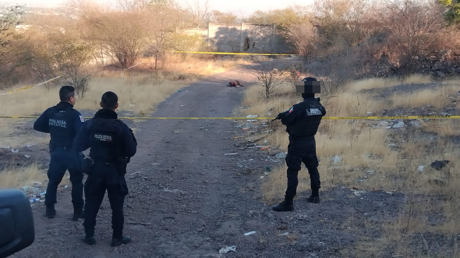 $!Hallan asesinado a un hombre en un baldío de Alturas del Sur, en Culiacán