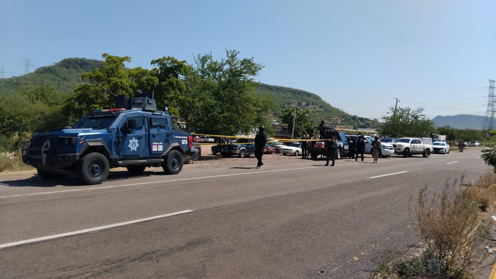 $!Encuentran dos cuerpos sin vida en la cajuela de carro baleado en Culiacán