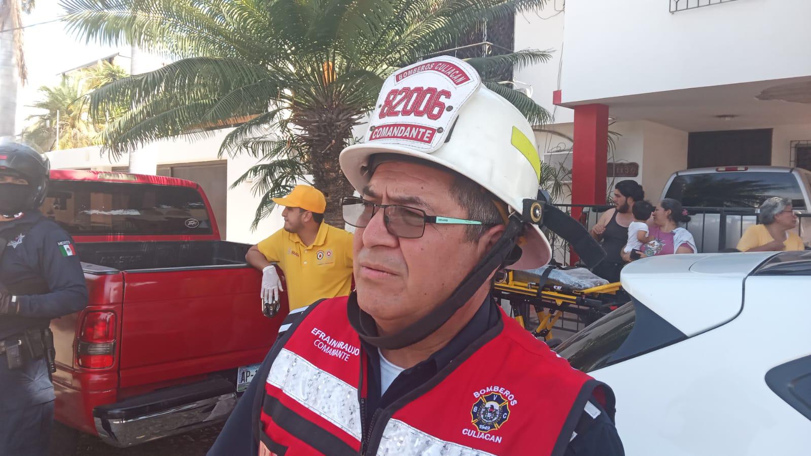 $!Se incendia segunda planta de una casa de Las Quintas, en Culiacán