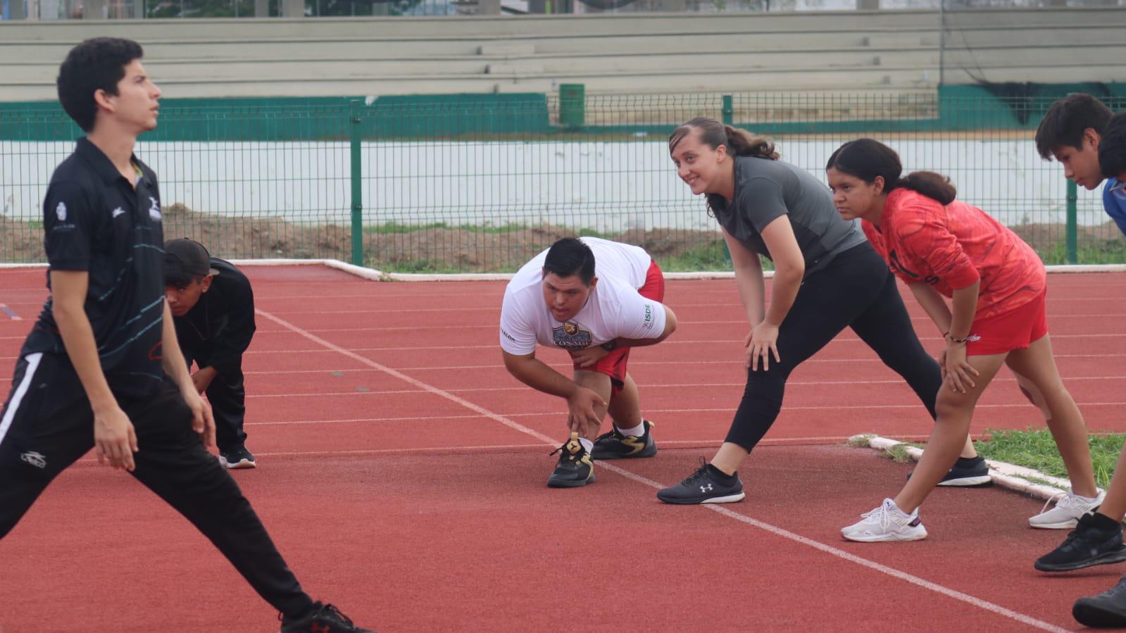 $!Aprietan mazatlecos preparación de cara al estatal de Paranacionales Conade