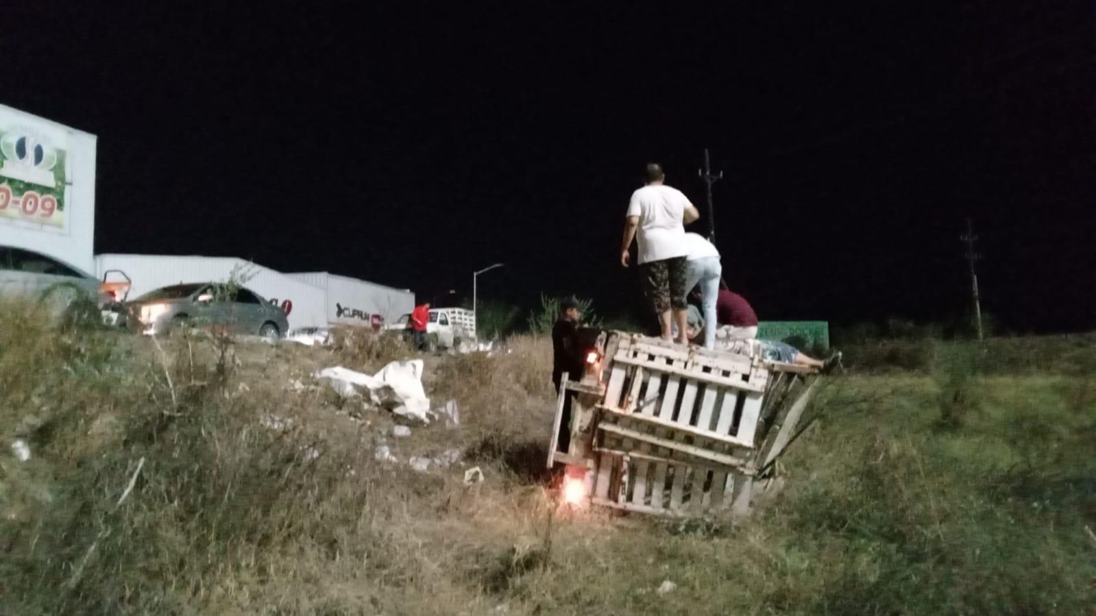 $!Viajaba de El Diez a Culiacán y se volteó en una curva de El Trébol