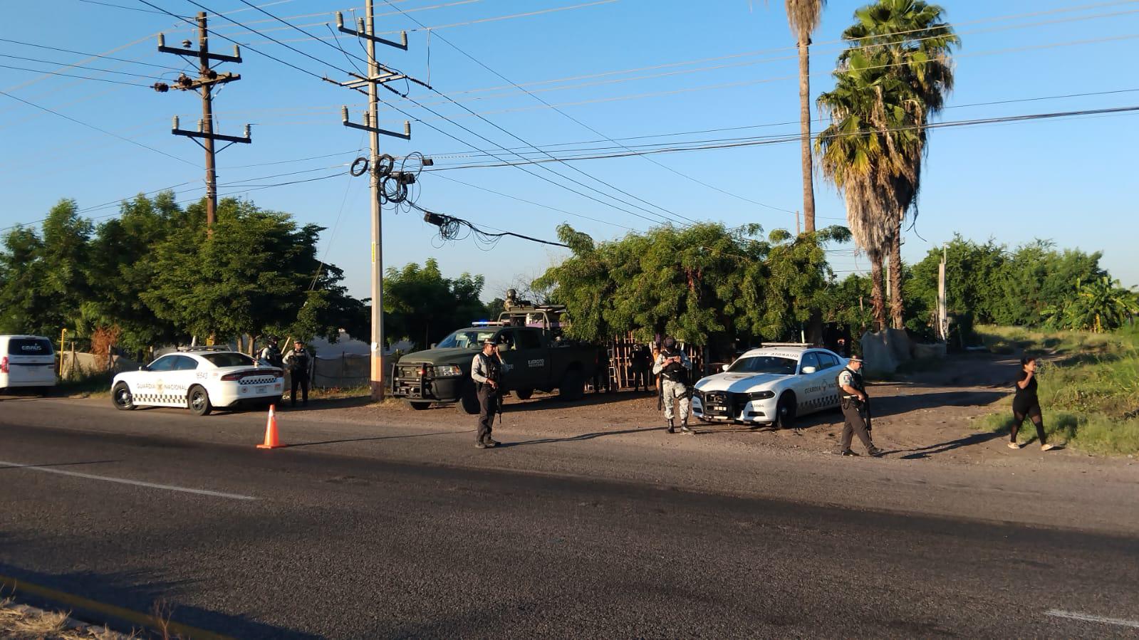 $!Amanecen dos asesinados sobre la carretera Culiacán-Eldorado