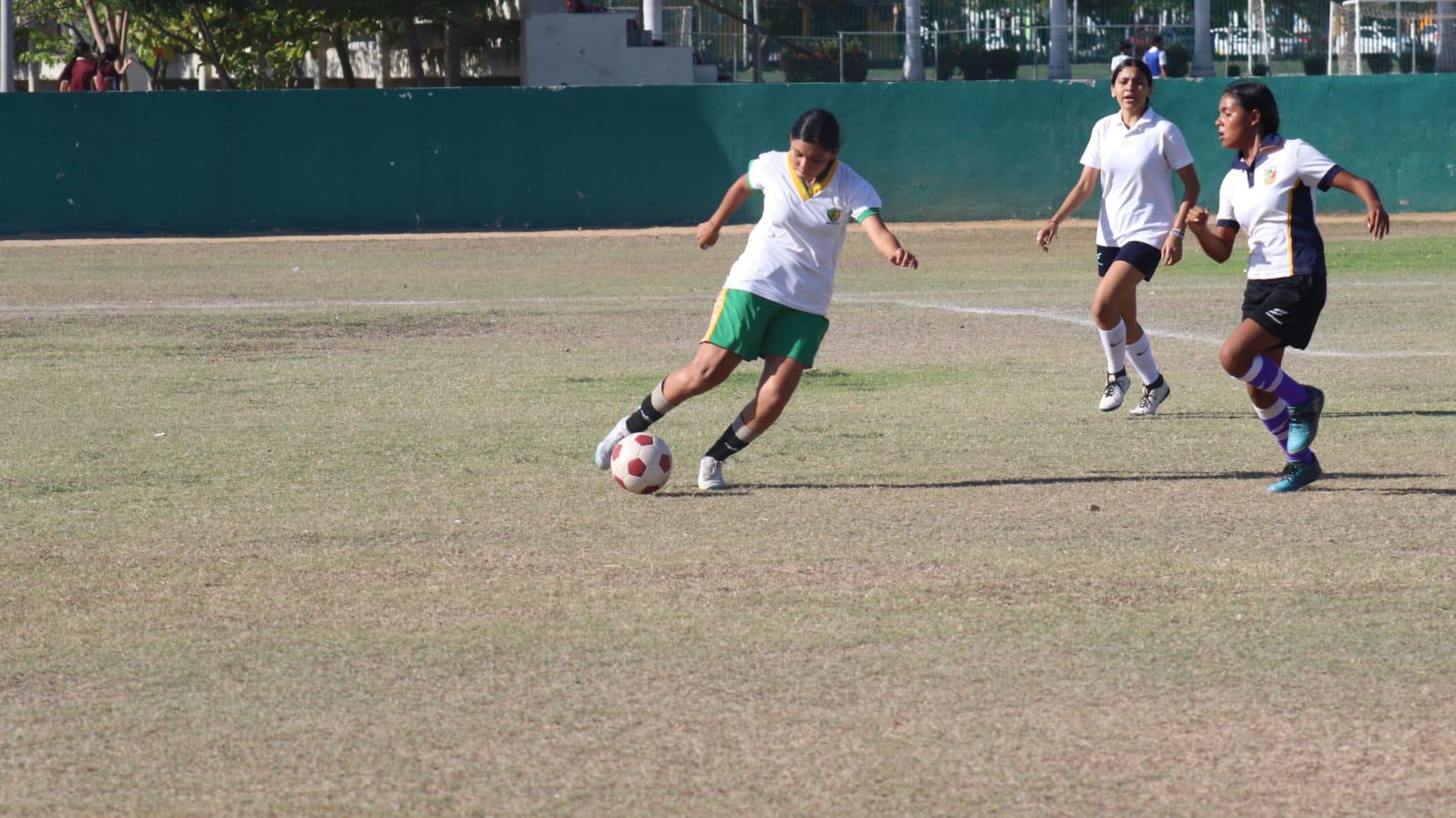 $!Anglo y Federal 5 disputarán final femenil de Olimpiada Estudiantil