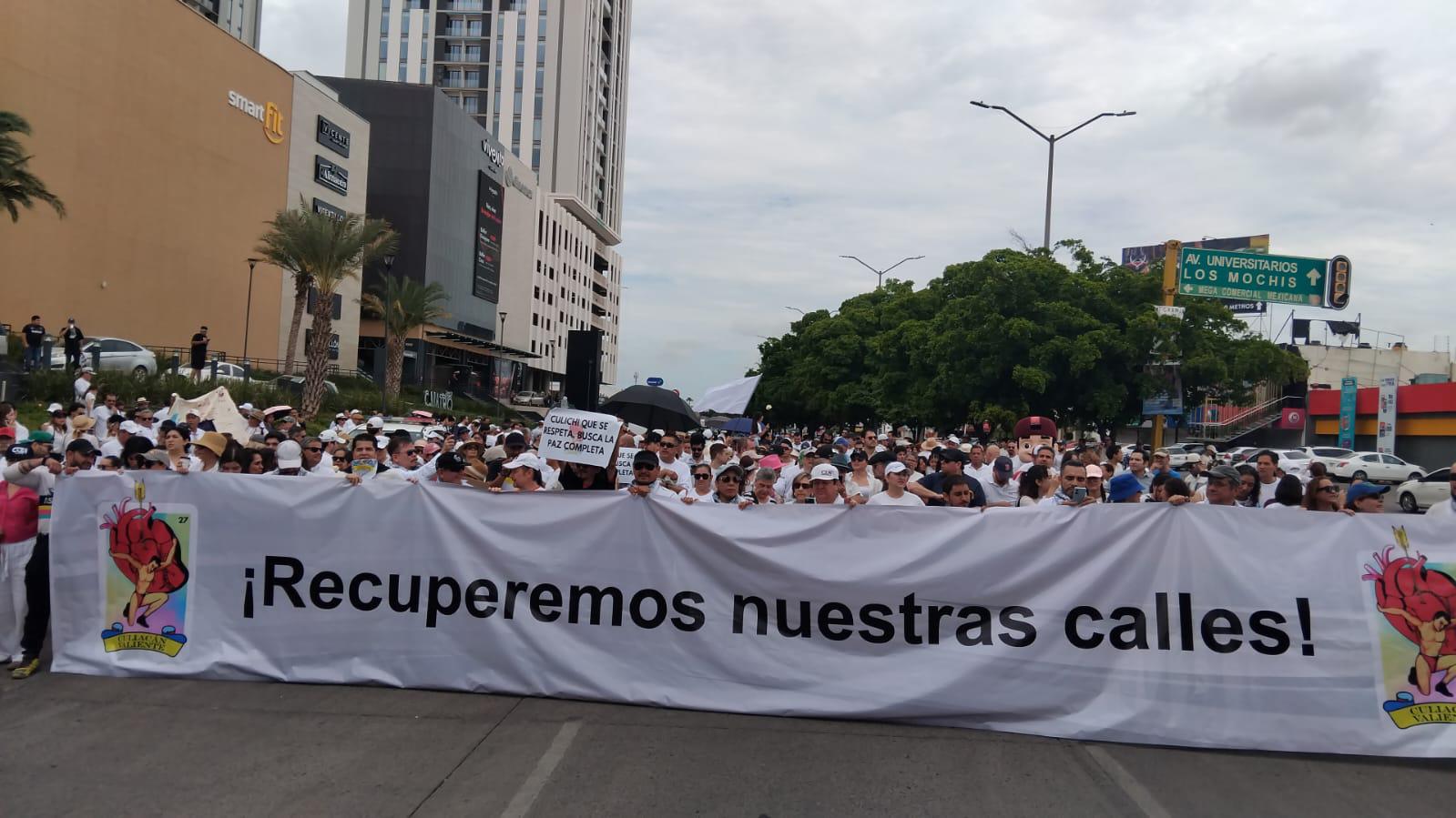 $!GALERÍA | Así fue la marcha ‘Culichis por la paz’