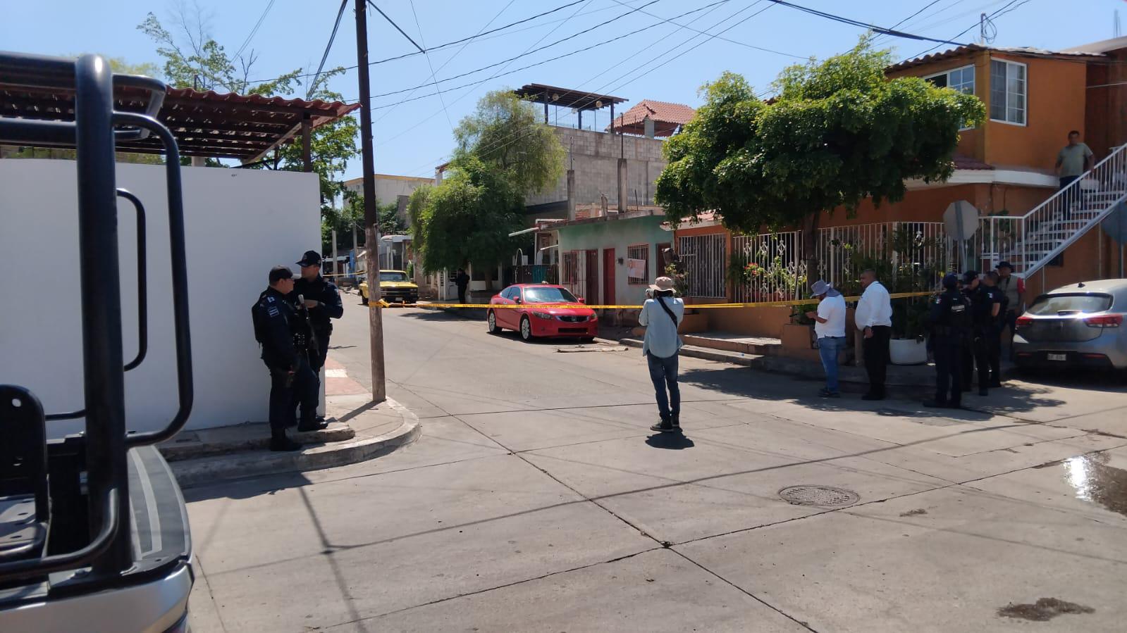 $!Asesinan balazos a un joven frente a un consultorio en la Francisco Villa, en Culiacán