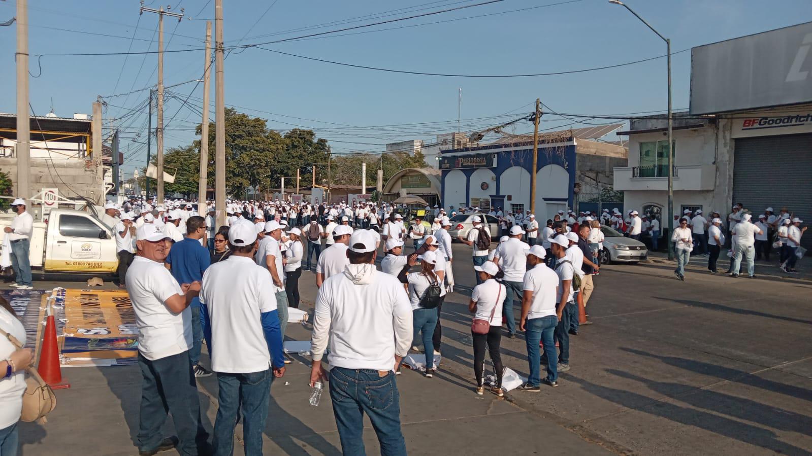 $!UAS muestra ‘músculo’ con mega contingente en marcha por el Día del Trabajo