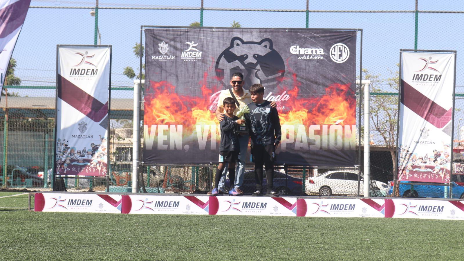 $!Premian a los mejores de la Copa Patasalada de Futbol 7