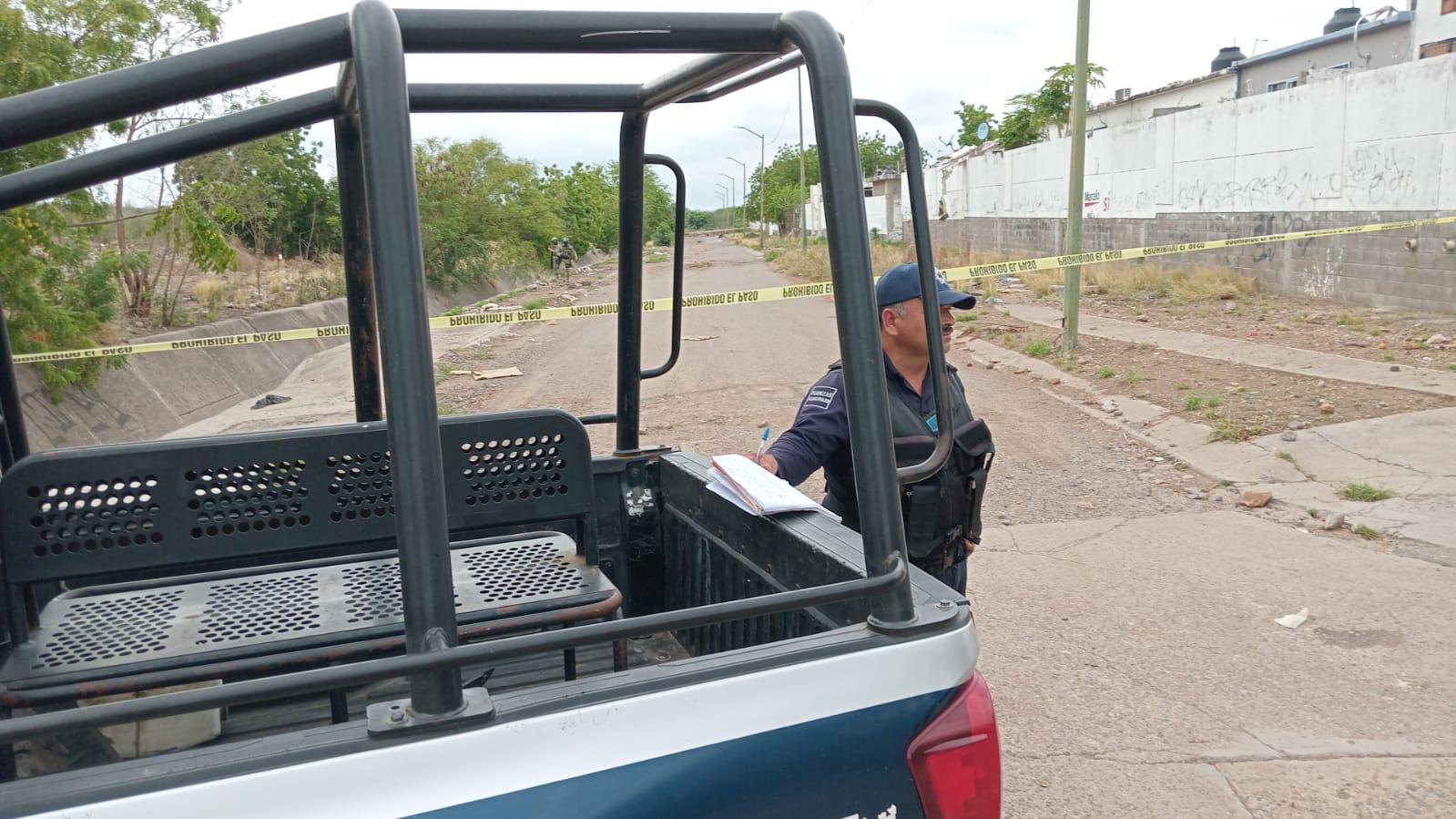 $!Localizan cuerpo de hombre asesinado en canal de Culiacán