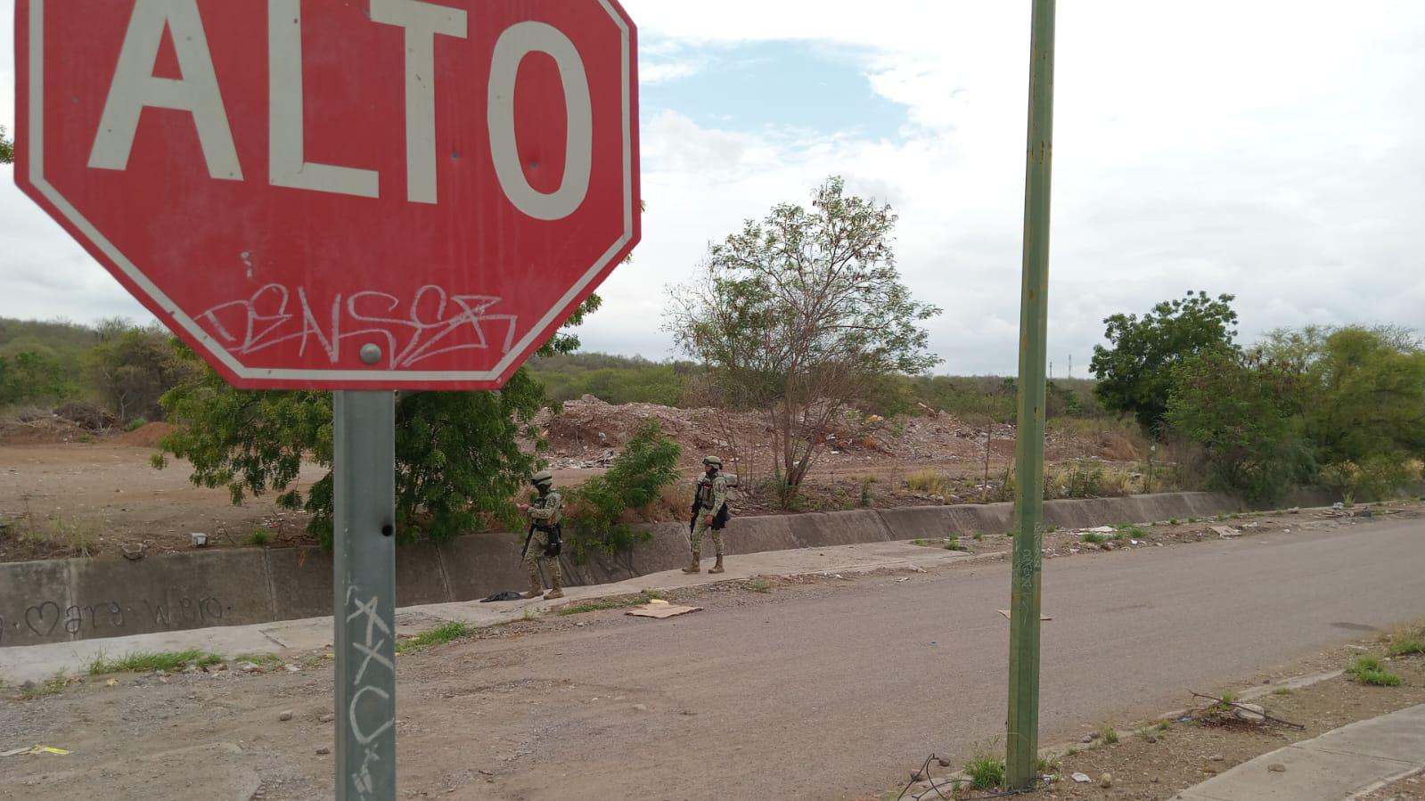 $!Localizan cuerpo de hombre asesinado en canal de Culiacán