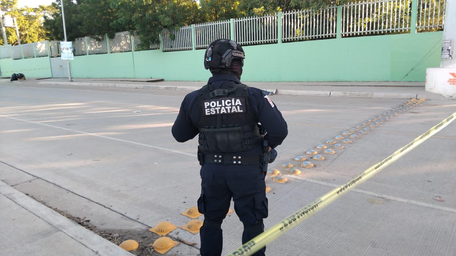 $!Asesinan a joven frente a una escuela en la colonia Emiliano Zapata, en Culiacán