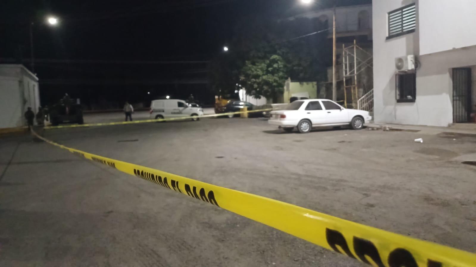 $!Asesinan a balazos a joven afuera de oficinas al sur de Culiacán