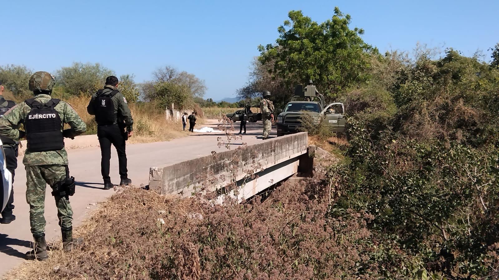 $!Localizan a dos personas sin vida en El Carrizalejo, en Culiacán