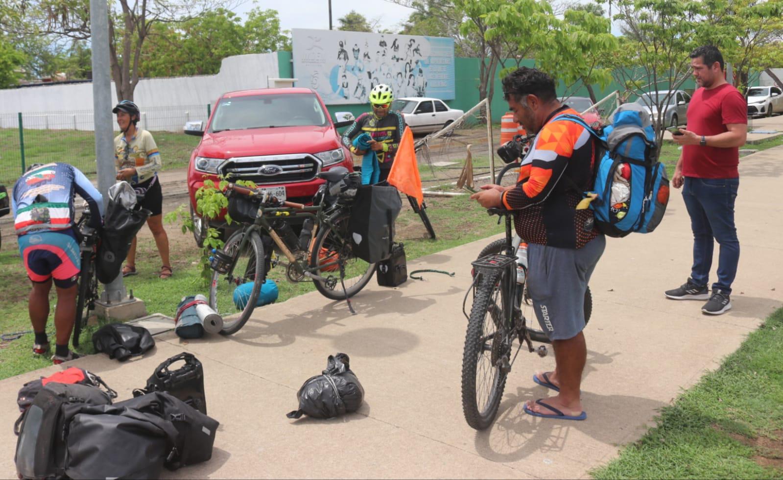 $!Con alrededor de 50 ciclistas, la Ruta Chichimeca llega a Mazatlán